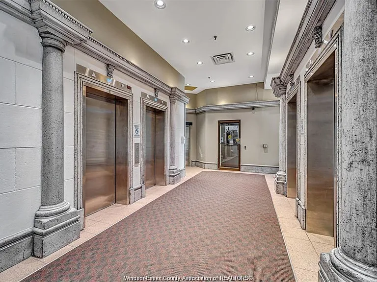 150 Park St W #2014 — Photo 2