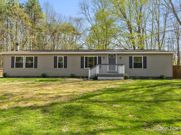 1829 Hayes St, Marne, MI 49435