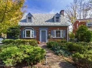 605 29th St S, Arlington, VA 22202