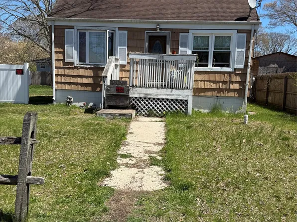 11 George Drive, Mastic, NY 11950