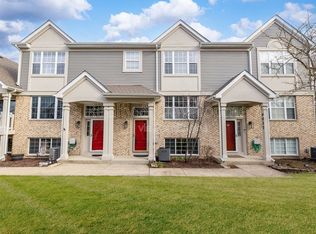 8015 Windsor Dr, Darien, IL 60561