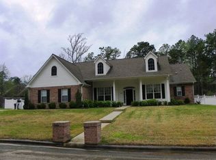 1806 Juniper Ln, Lufkin, TX 75904