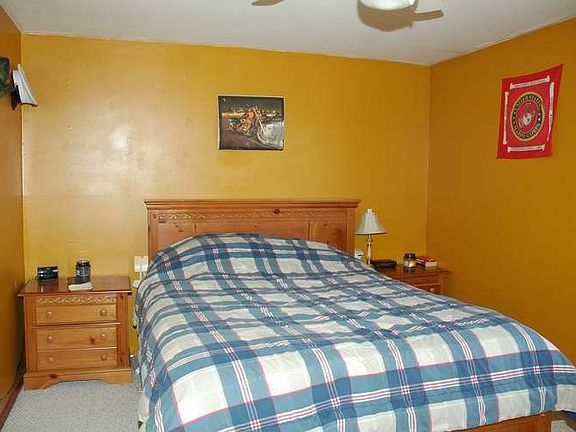 Bedroom 1 of 3