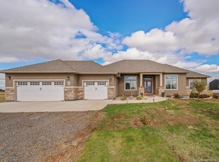 703 Sally Port Rd, Laramie, WY 82070