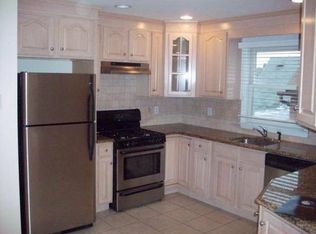 128 Tuers Ave, Jersey City, NJ 07306