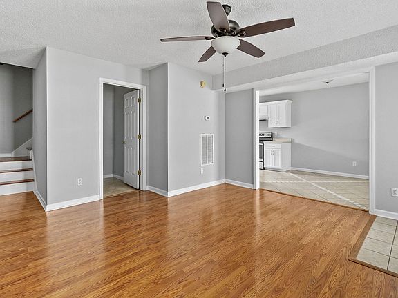 5th image of 4981 Eldridge Rd