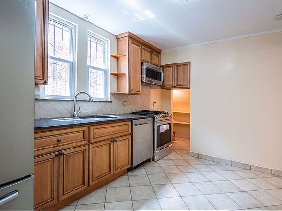 3rd image of 3337 83rd St #1
