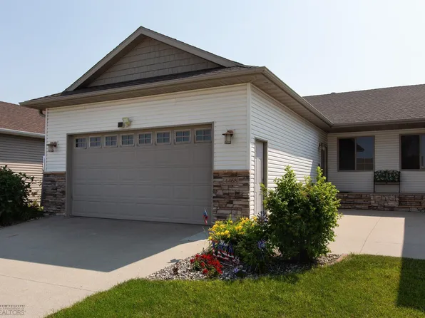 4468 53rd St S, Fargo, ND 58104