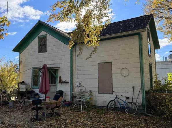 211 E 2nd St, Bremen, IN 46506