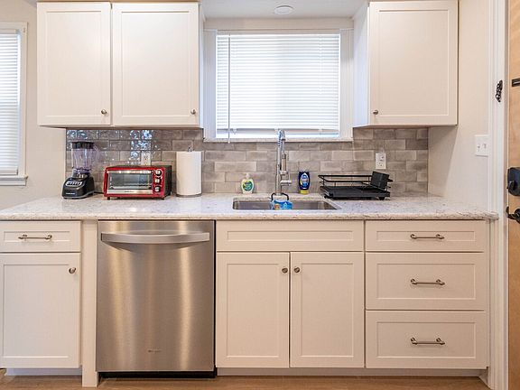 4th image of 504 Joralemon St #Id1265772p
