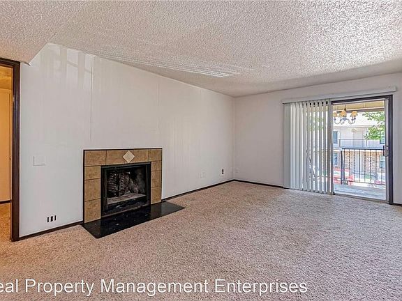 5th image of 1823 E Lindsey St APT 4