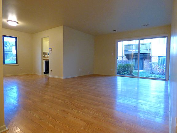 4th image of 1011 E Kevin Ct APT 1