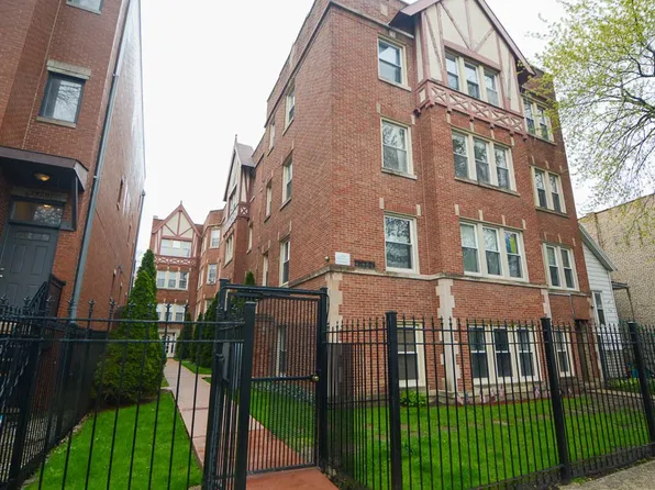 2922 N Sacramento Ave APT 2, Chicago, IL 60618