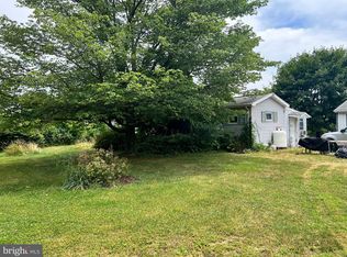 1333 Amosite Rd, Bainbridge, PA 17502