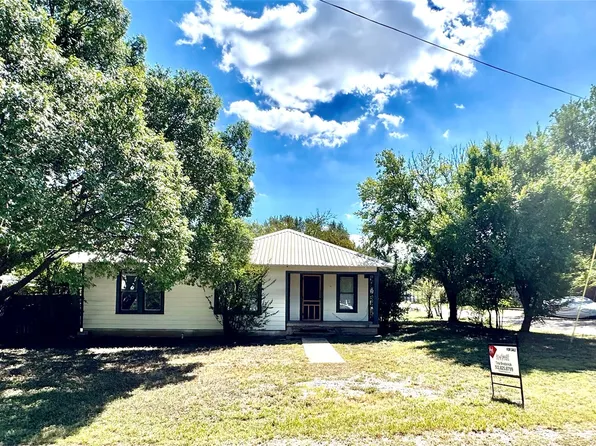 515 N Lampasas St, Bertram, TX 78605