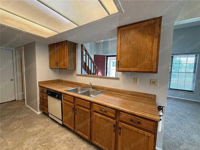 1453 Sanzon Dr — Photo 14
