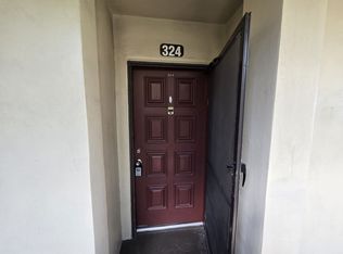 5130 Las Verdes Cir APT 324, Delray Beach, FL 33484