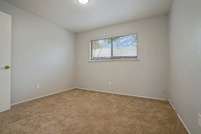 2109 Monifieth Way — Photo 13