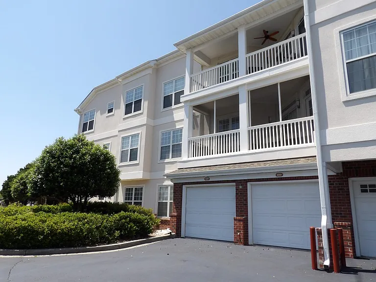 2241 Waterview Dr #237 — Photo 25