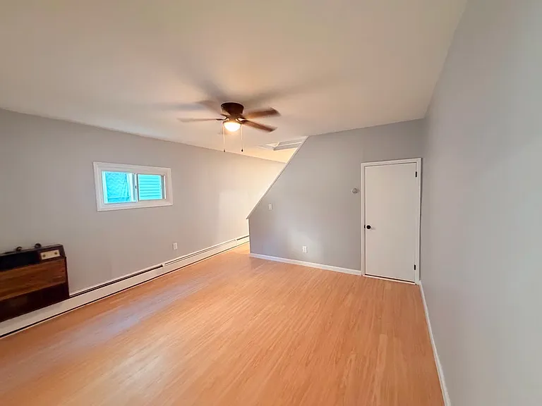 82 Payne Ave — Photo 4