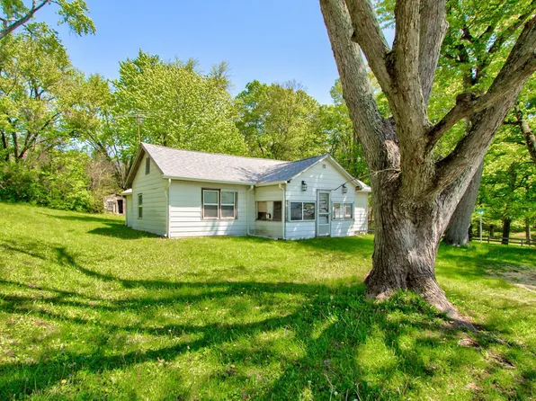 7500 E Spring Lake Rd, Mooresville, IN 46158