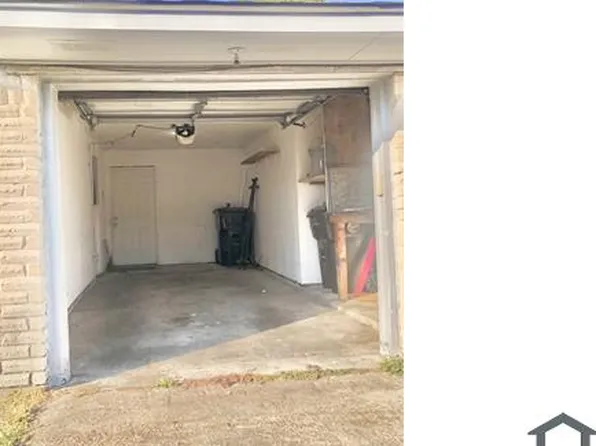 6310 S Briar Bayou Dr, Houston, TX 77072
