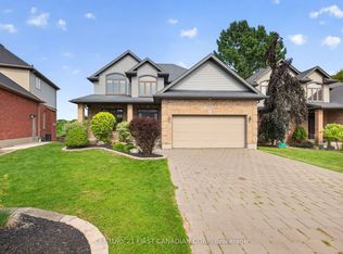 834 Talisman Cres, London, ON N6K 0B6