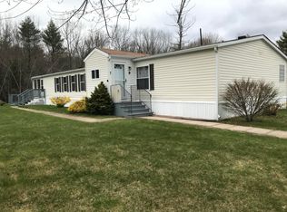 7 Windsor Dr, Alfred, ME 04002