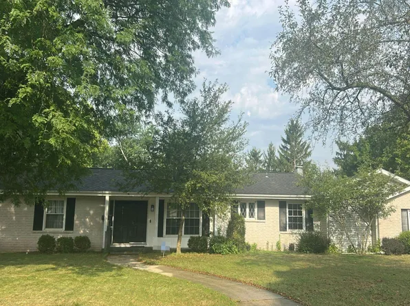 313 N McClellan St, Auburn, IN 46706