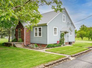 10631 Hoagland Rd, Hoagland, IN 46745