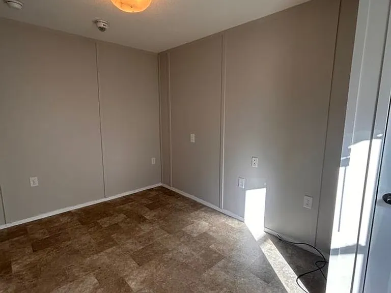 3190 Karen Dr — Photo 12