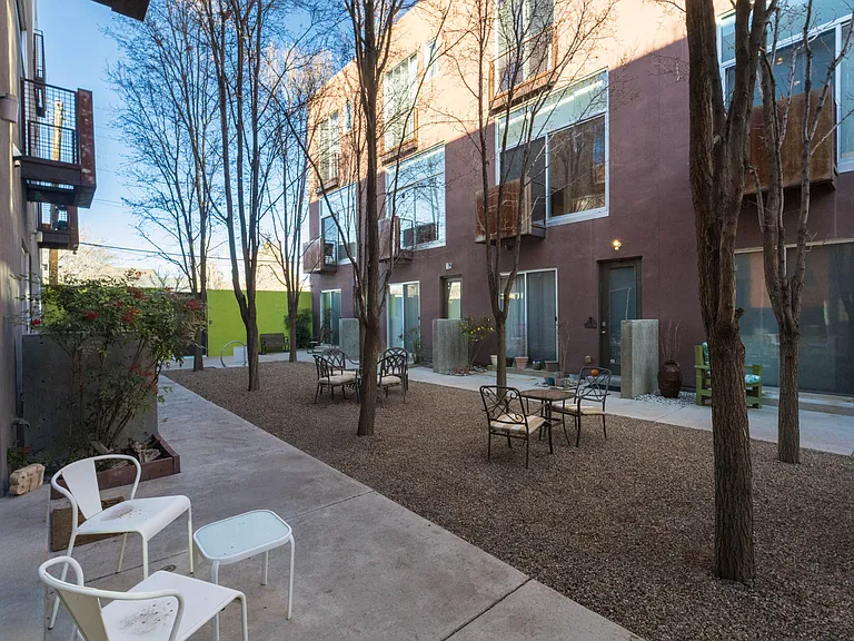 877 Silver Ave SW — Photo 30