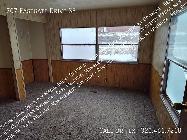 707 Eastgate Dr SE — Photo 11