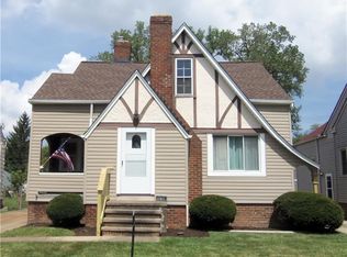 12709 Grannis Rd, Garfield Heights, OH 44125