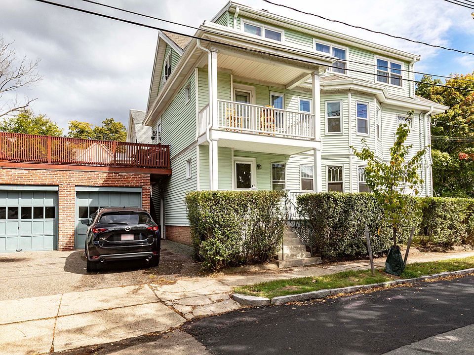 1st image of 27-29 Lake St #1