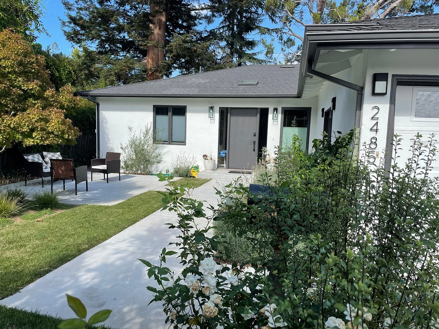 4 bed, 1770 sqft, $11,500 — Photo 2