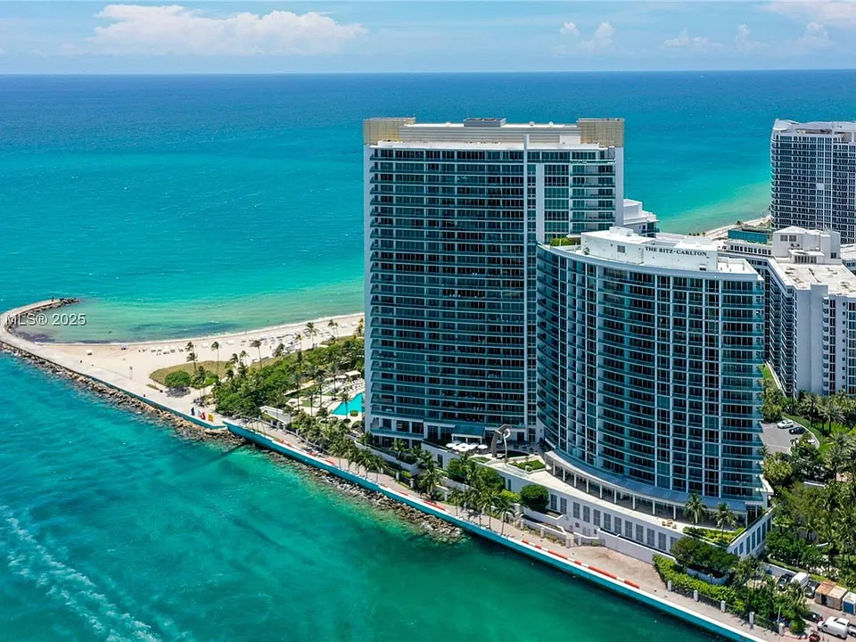 10295 Collins Ave #2516N