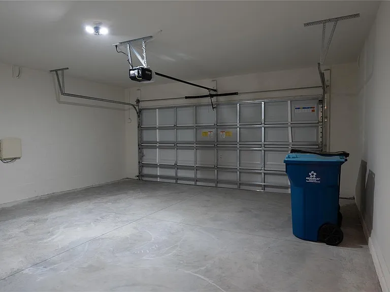 444 Taylor Groves Dr — Photo 46