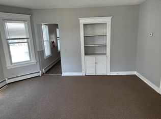 24 Monroe St #2, Chicopee, MA 01020