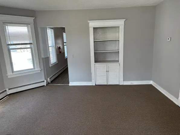 24 Monroe St #2, Chicopee, MA 01020