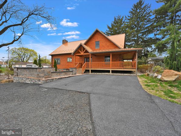 1918 Friedensburg Rd, Reading, PA 19606