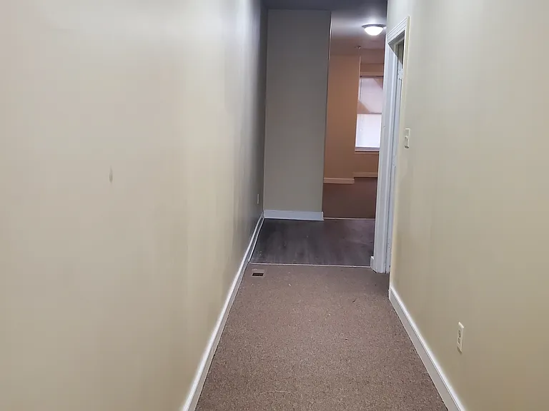 702 N Franklin St #1 — Photo 19