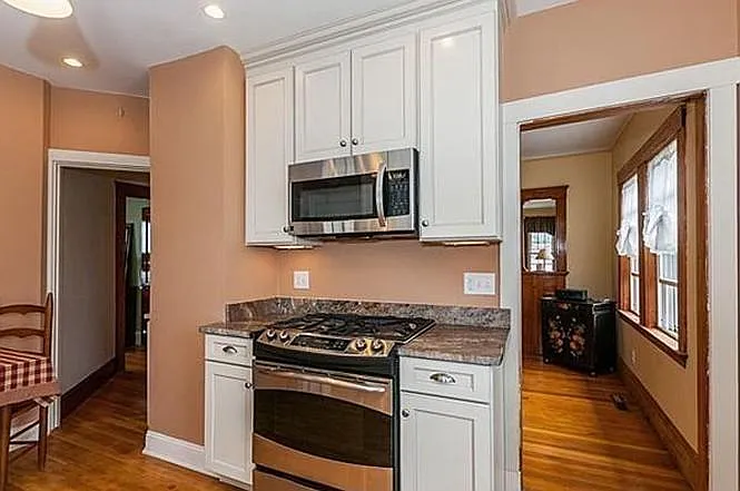 31 Nicholl St — Photo 11
