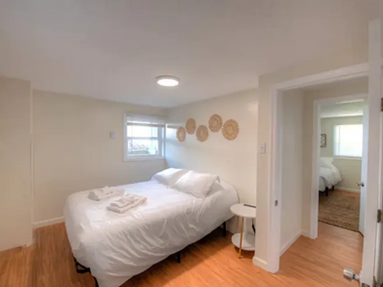 730 Hightop Rd — Photo 16