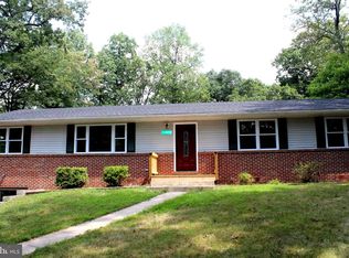 70 Little Lake Ct, Harpers Ferry, WV 25425
