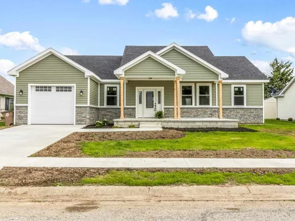 518 Lissaaron Dr, Winchester, IN 47394