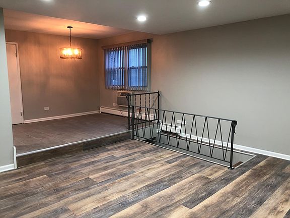 5th image of 4646 Custer Ave APT 1N