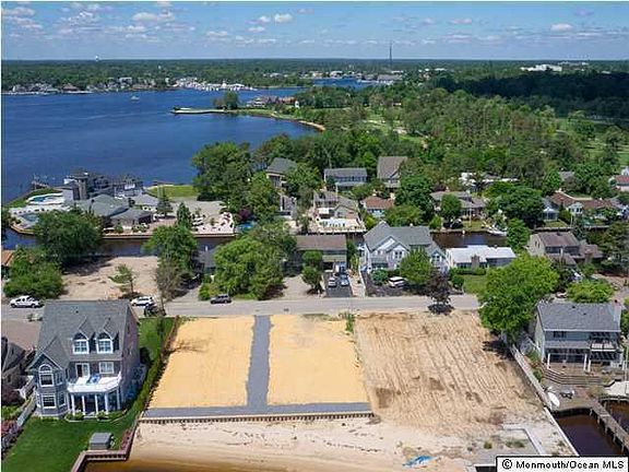 2nd image of 21 Haines Cove Dr