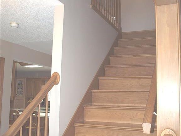 4th image of 2551 Joann Ct