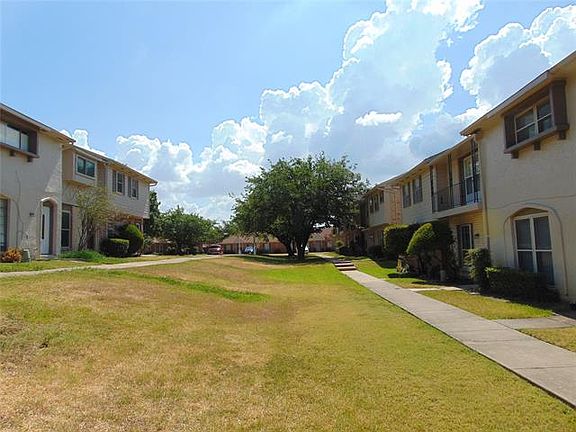 4th image of 67 W Townhouse Ln